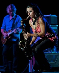 Jessy J and Jeff Golub perform as part of 'Guitars & Saxes 2009' in San Antonio!!